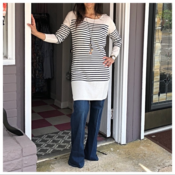 ✨LAST ONE ✨PARIS Striped light knit sweater dress - Picture 5 of 5